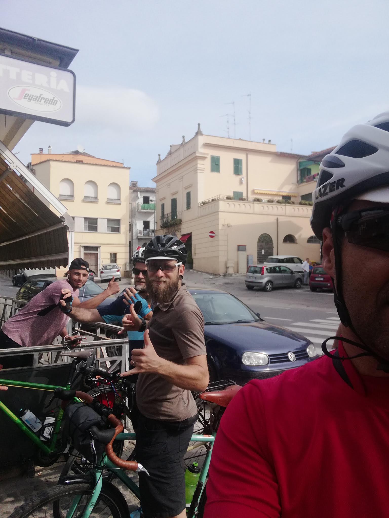 fabio vettori da trento a roma in bicicletta